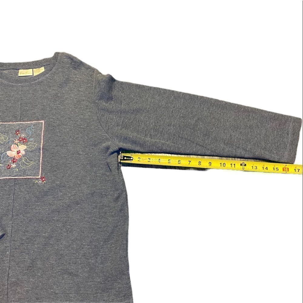 Coastal Grandma Gray Bobbie Brooks Floral Patch Sweater Women’s Size Large - Picture 6 of 8